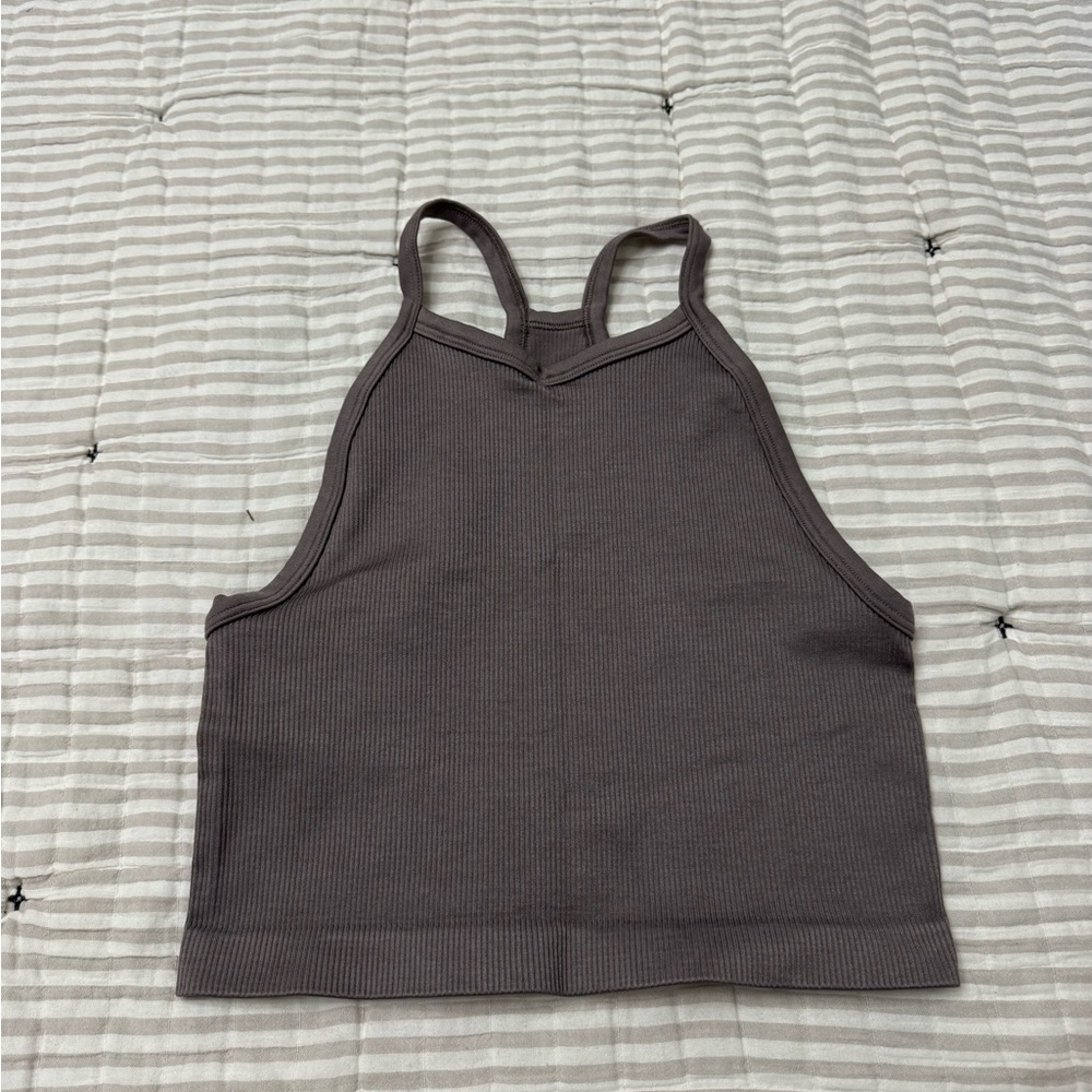 ARITZIA TNA - Cropped sports tank - Size S